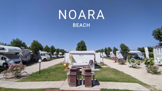 Camper parcheggiati con